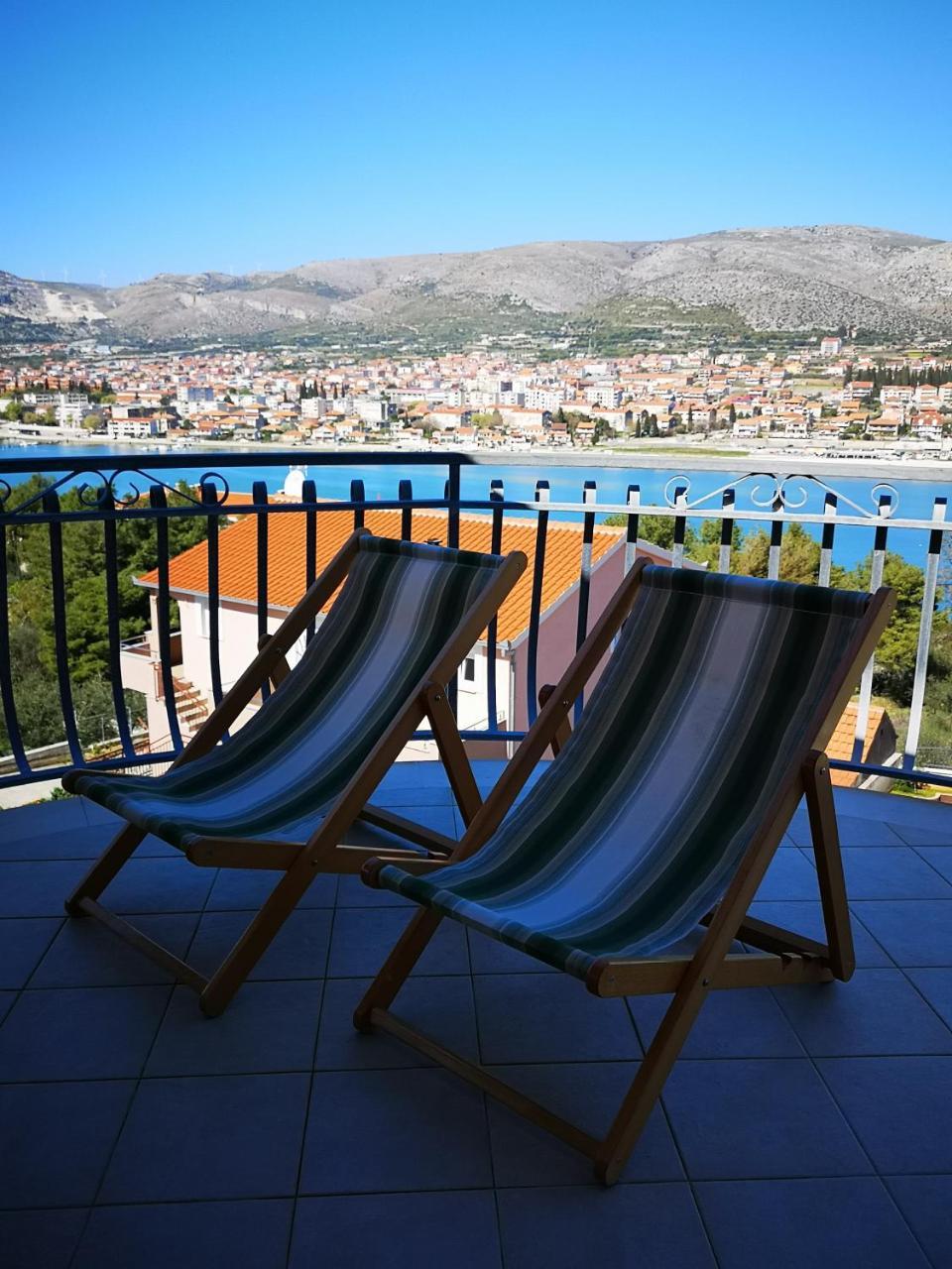 Apartments Ivona 2 Trogir Extérieur photo